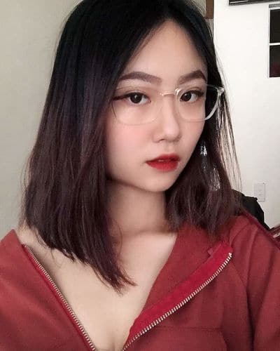 Asian cam girl AzuraFrank